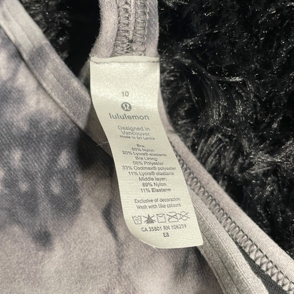 Lululemon Flow Y Sportbra - Picture 6 of 7